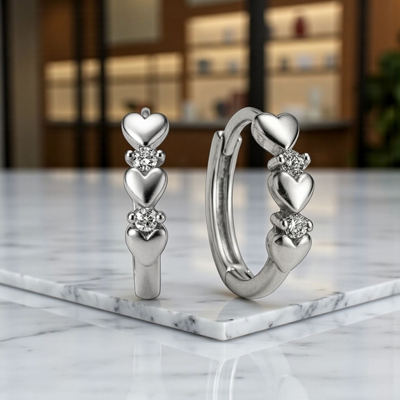 🆕️Minimalist Hoop Heart Earrings S925 Sterling Silver Dainty Zirconia Gift - Picture 1 of 15
